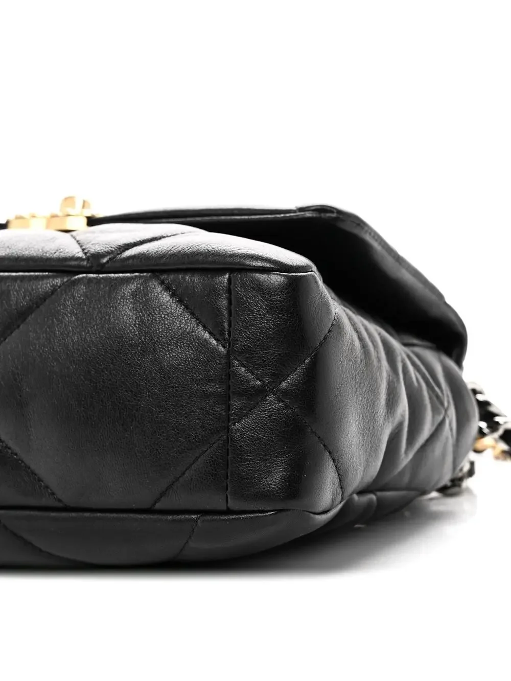 Lambskin Quilted Medium Chanel 19 Flap #300542C46B